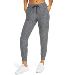 NWOT Zella Live In Jogger